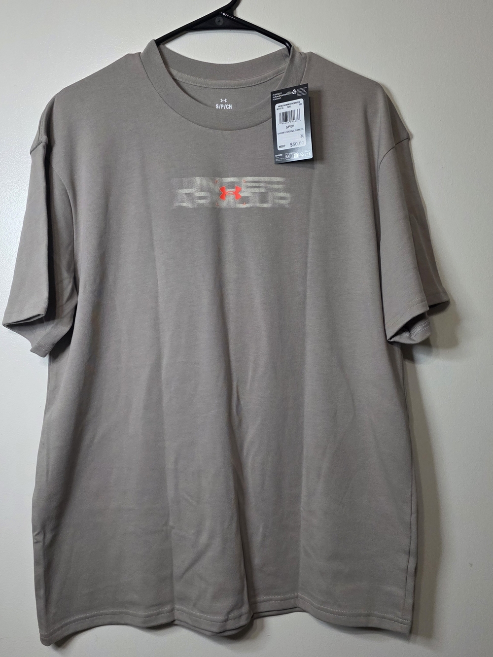 Fall 26 Style NWT Under Armour Men’s Boxy Heavyweight Logo Tshirt